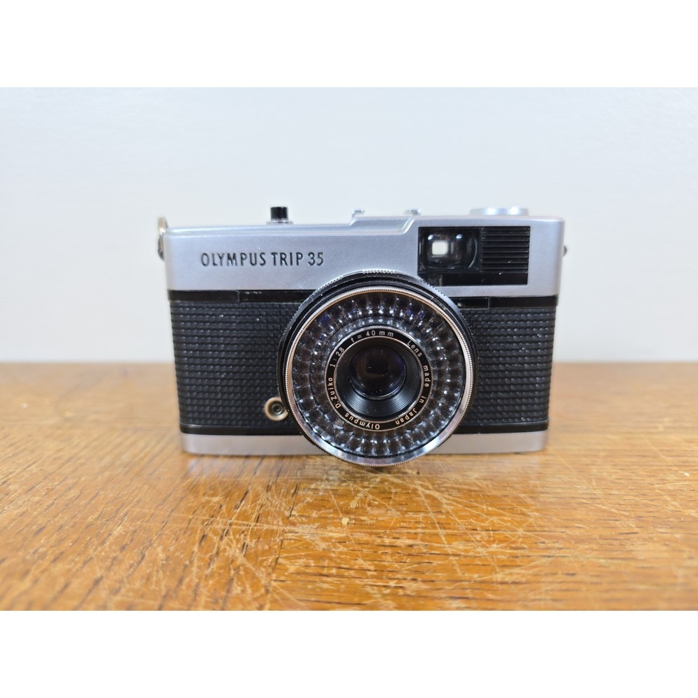 Olympus Trip 35 Zuiko 40mm f2.8 Film Camera - Film Tested - Red Flag Working